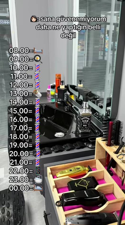 KUAFÖR EMİR TOPCUOĞLU