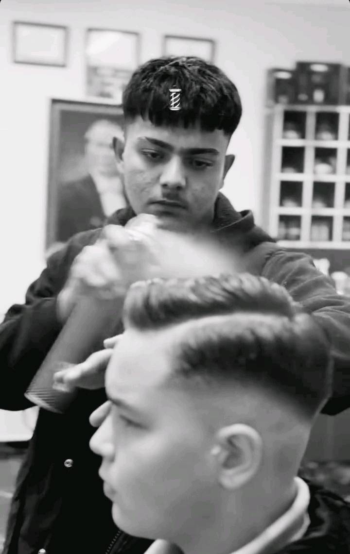 ARSLAN ERKEK KUAFÖRÜ