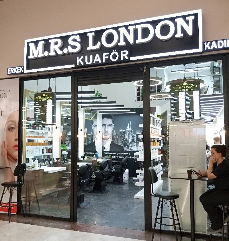 mrs London anpaavm