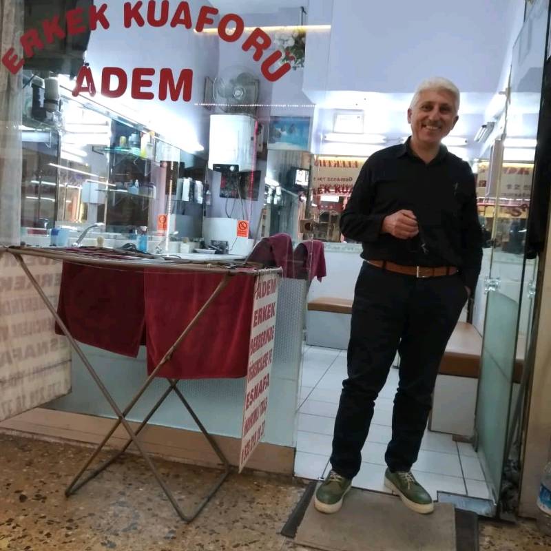 Erkek Kuaförü Adem